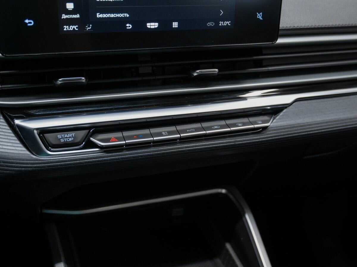 Джили Эмгранд б/у, 2023, Автоматическая. Фото: #17