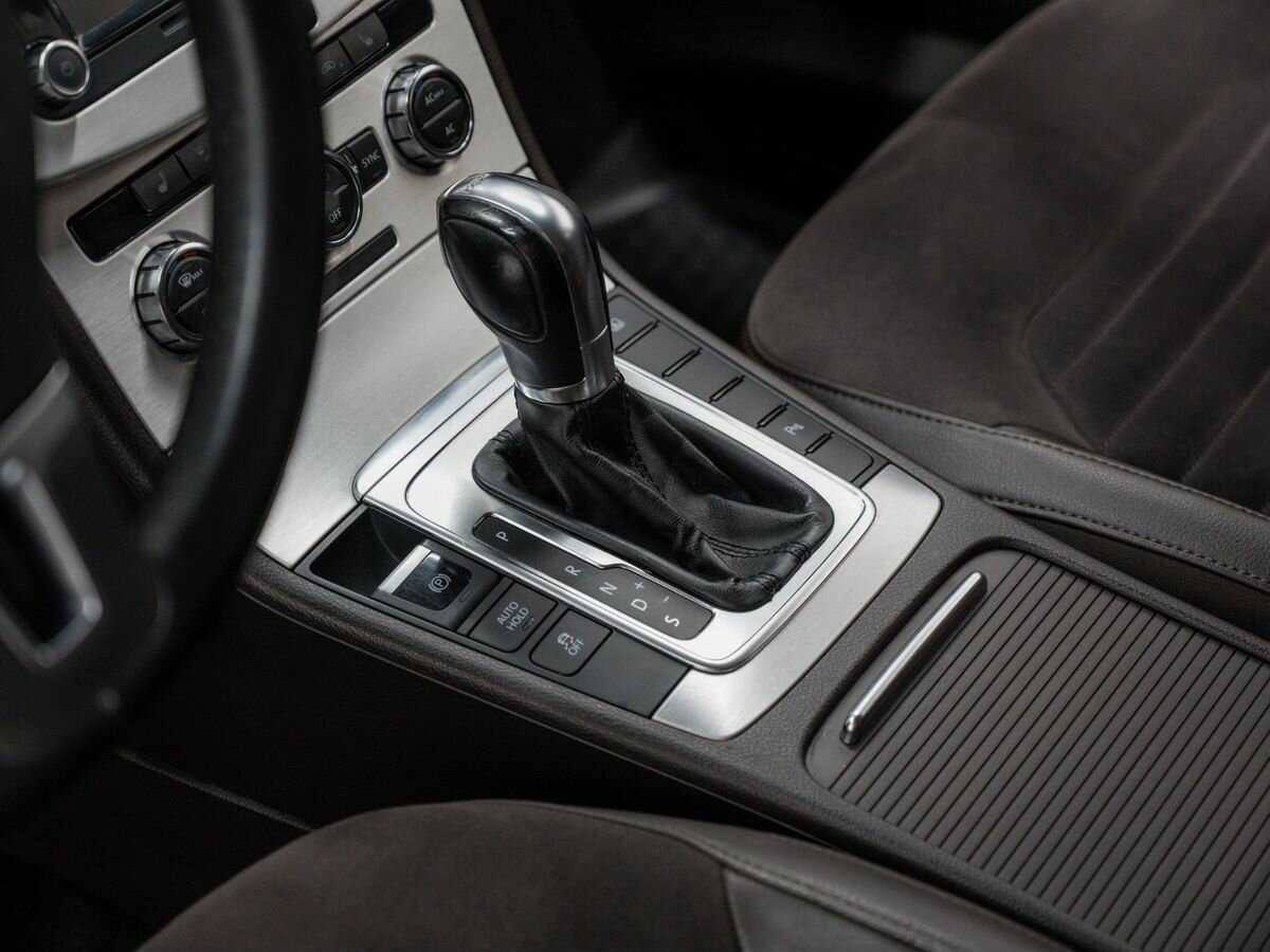 Фольксваген Пассат б/у, 2012, Роботизированная. Фото: #17