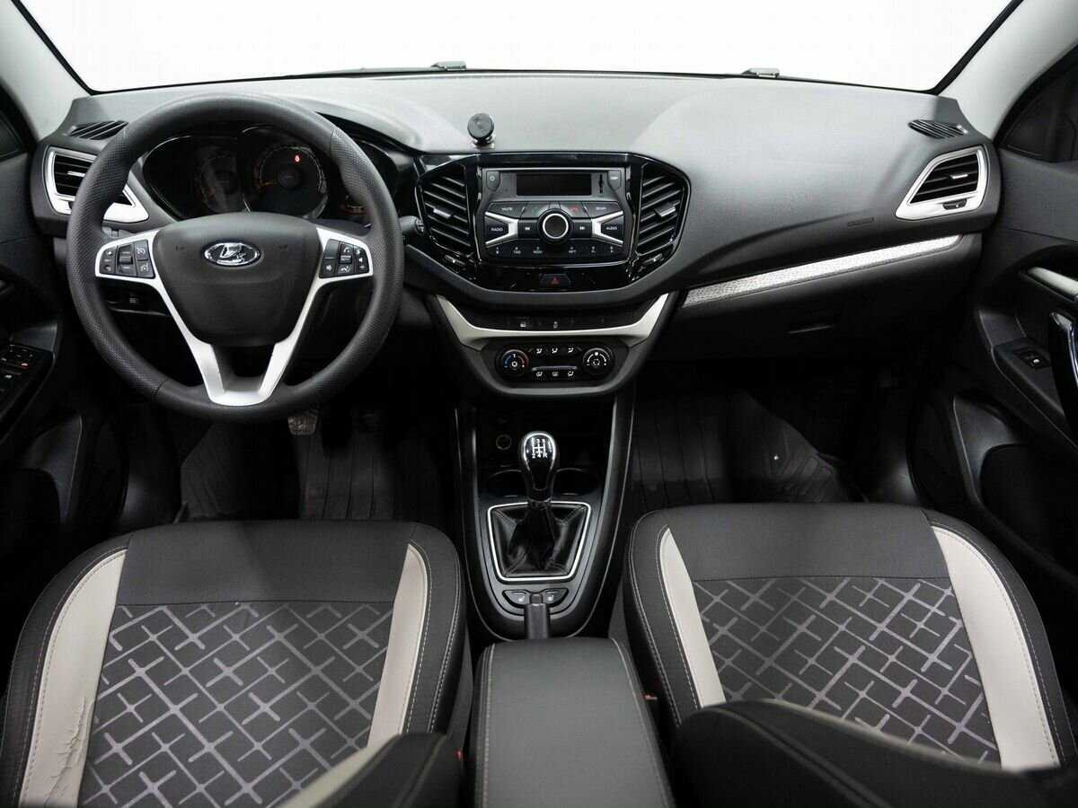 Лада (ВАЗ) Веста б/у, 2020, Механическая. Фото: #12