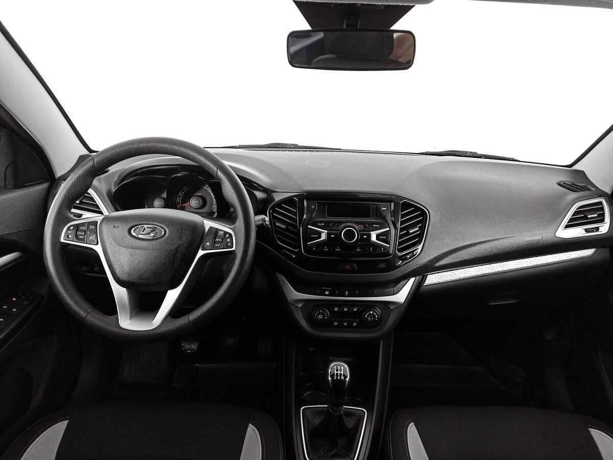 Лада (ВАЗ) Веста б/у, 2019, Механическая. Фото: #9