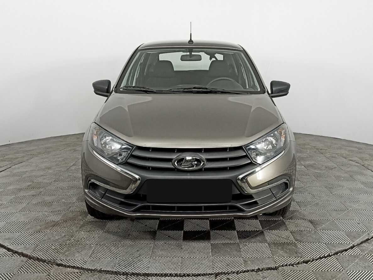 Лада (ВАЗ) Гранта б/у, 2020, Механическая. Фото: #1