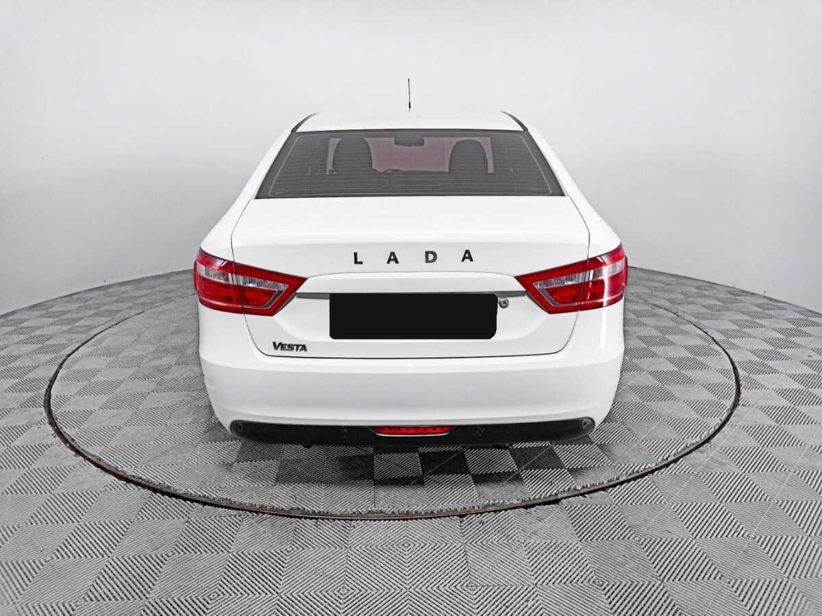 Лада (ВАЗ) Веста б/у, 2017, Механическая. Фото: #5