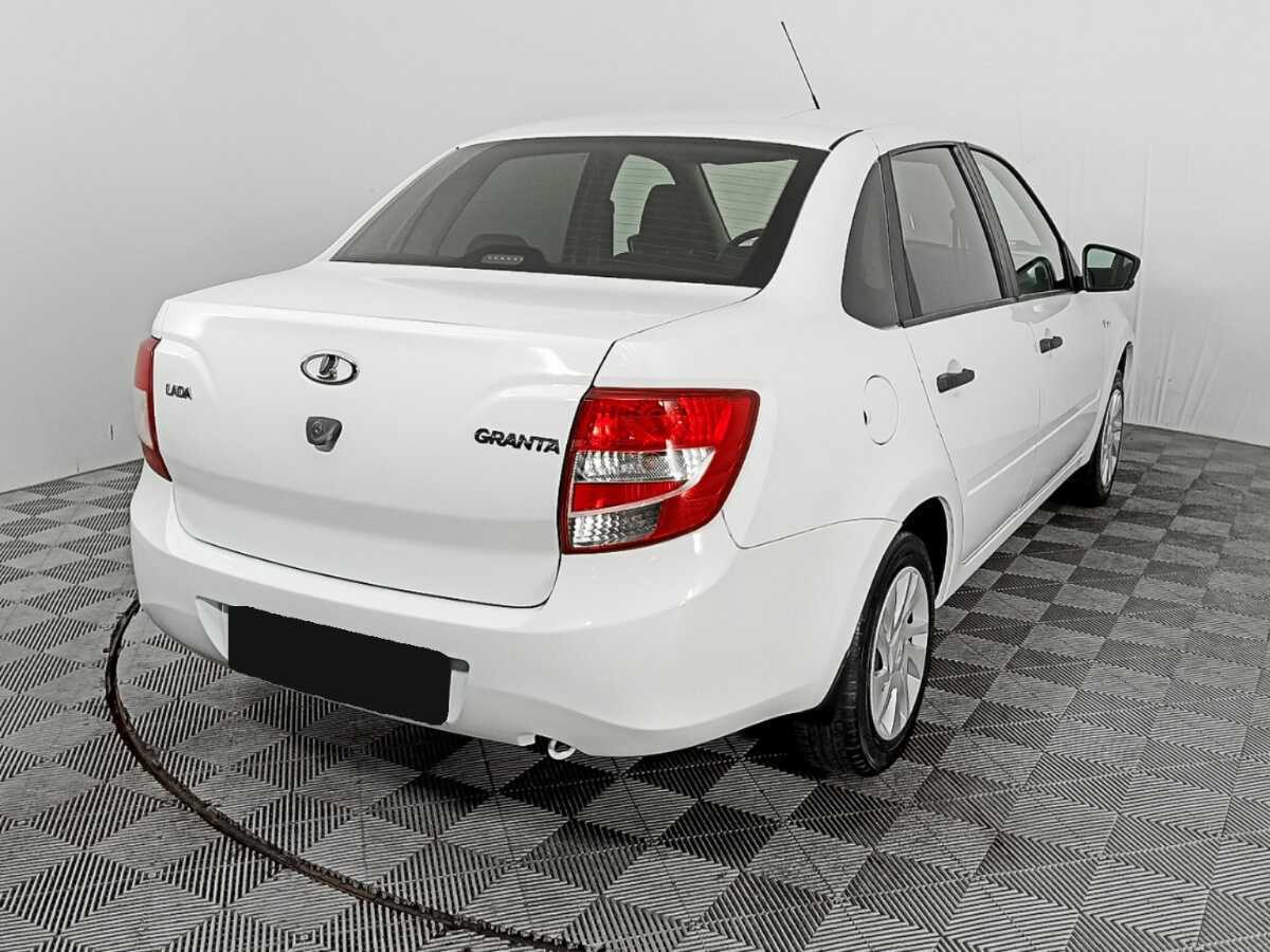 Лада (ВАЗ) Гранта б/у, 2018, Механическая. Фото: #3