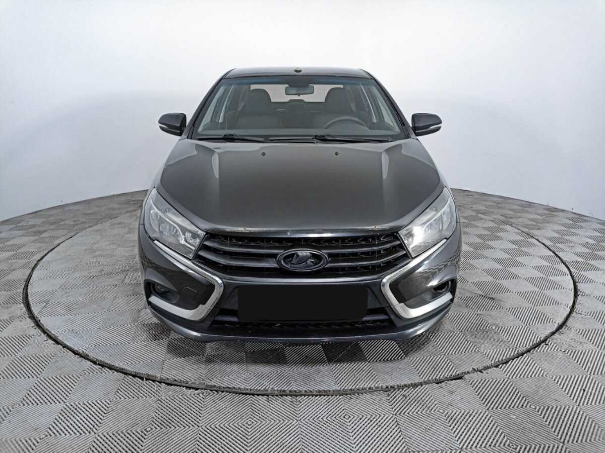 Лада (ВАЗ) Веста б/у, 2017, Механическая. Фото: #1