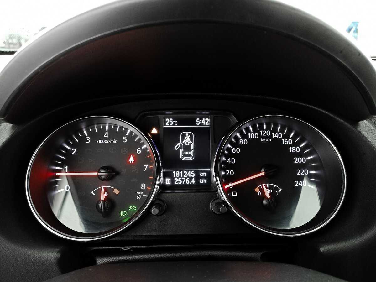 Ниссан Кашкай б/у, 2013, Механическая. Фото: #10