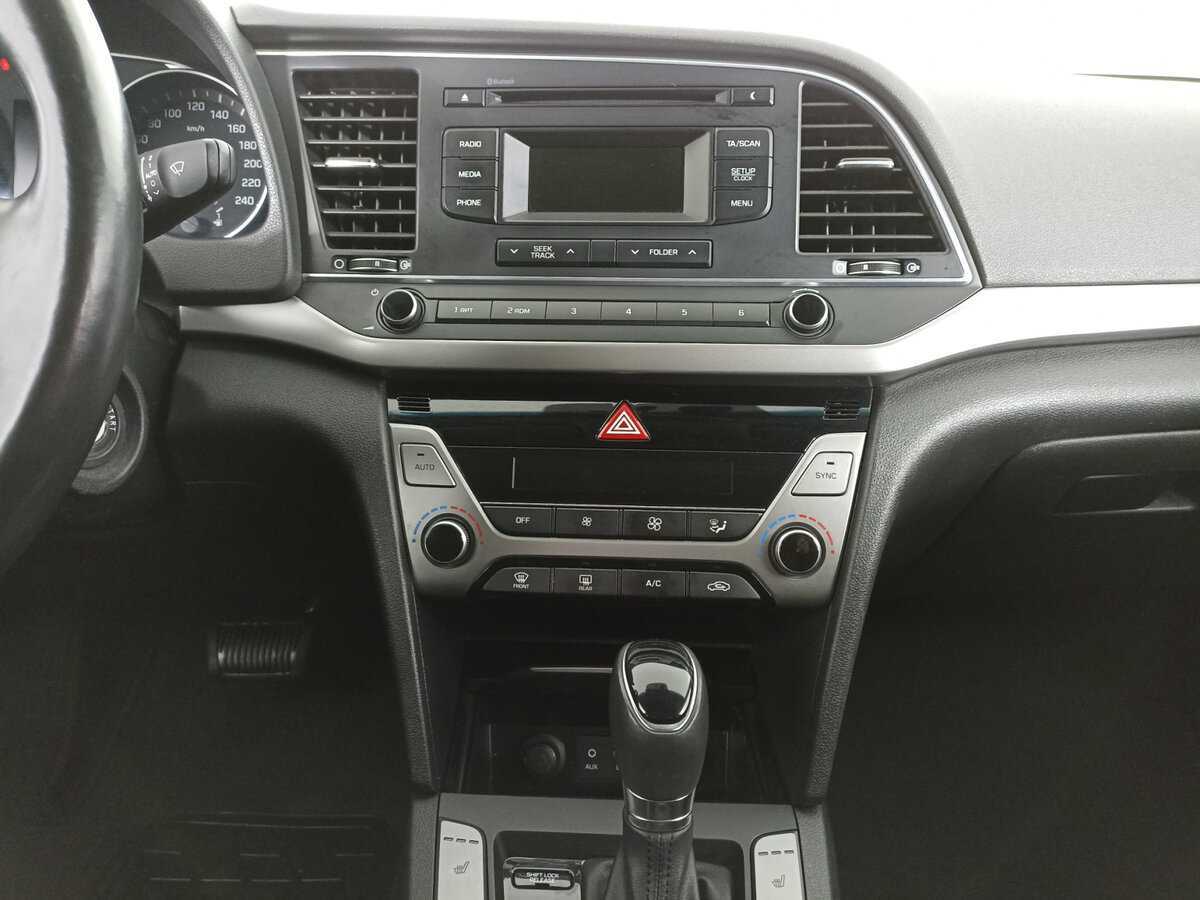 Хендай Елантра б/у, 2018, Автоматическая. Фото: #12