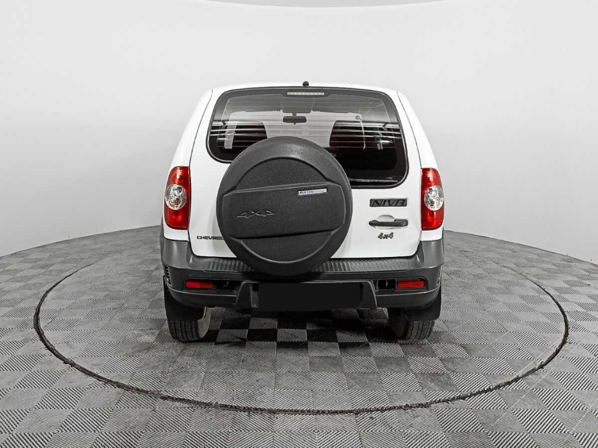 Шевроле Нива б/у, 2015, Механическая. Фото: #4