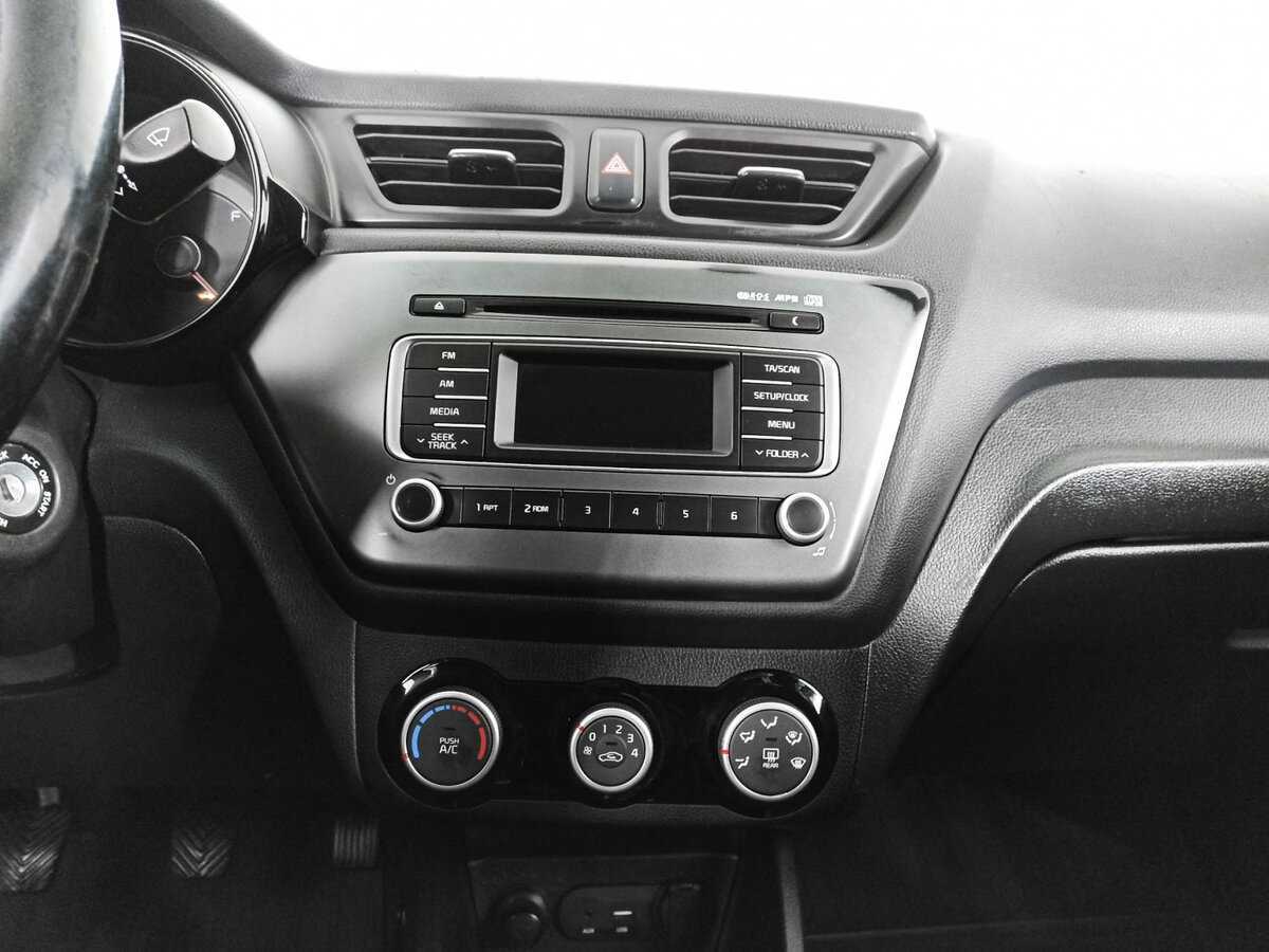 Киа Рио б/у, 2015, Механическая. Фото: #12