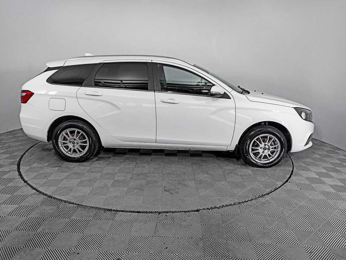 Лада (ВАЗ) Веста б/у, 2021, Механическая. Фото: #3