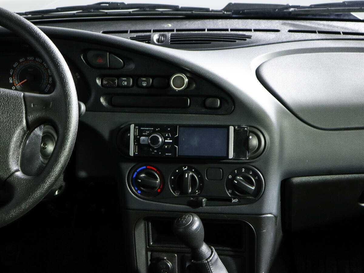 Лада (ВАЗ) Нива б/у, 2023, Механическая. Фото: #11