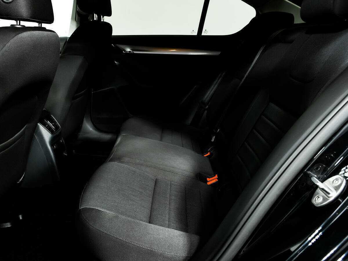 Шкода Октавия б/у, 2016, Роботизированная. Фото: #11