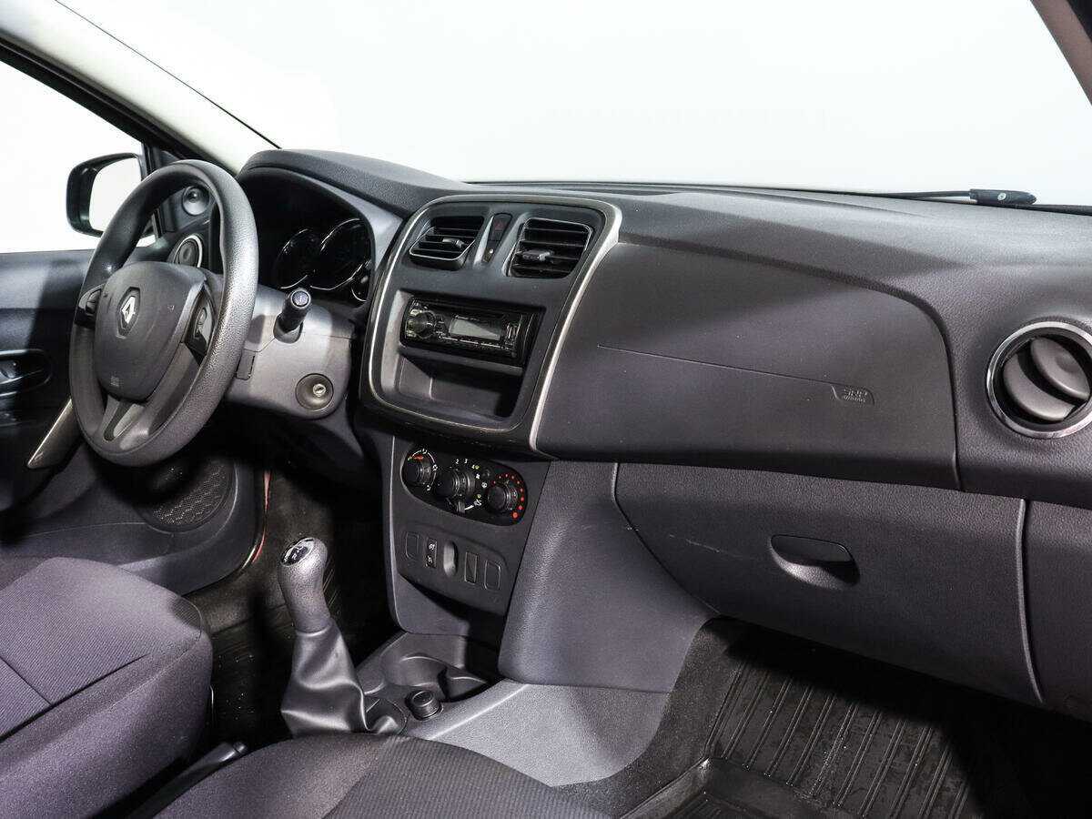 Рено Сандеро б/у, 2015, Механическая. Фото: #9