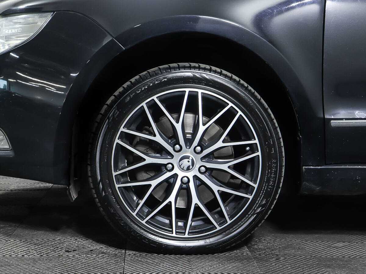 Шкода Суперб б/у, 2012, Роботизированная. Фото: #21