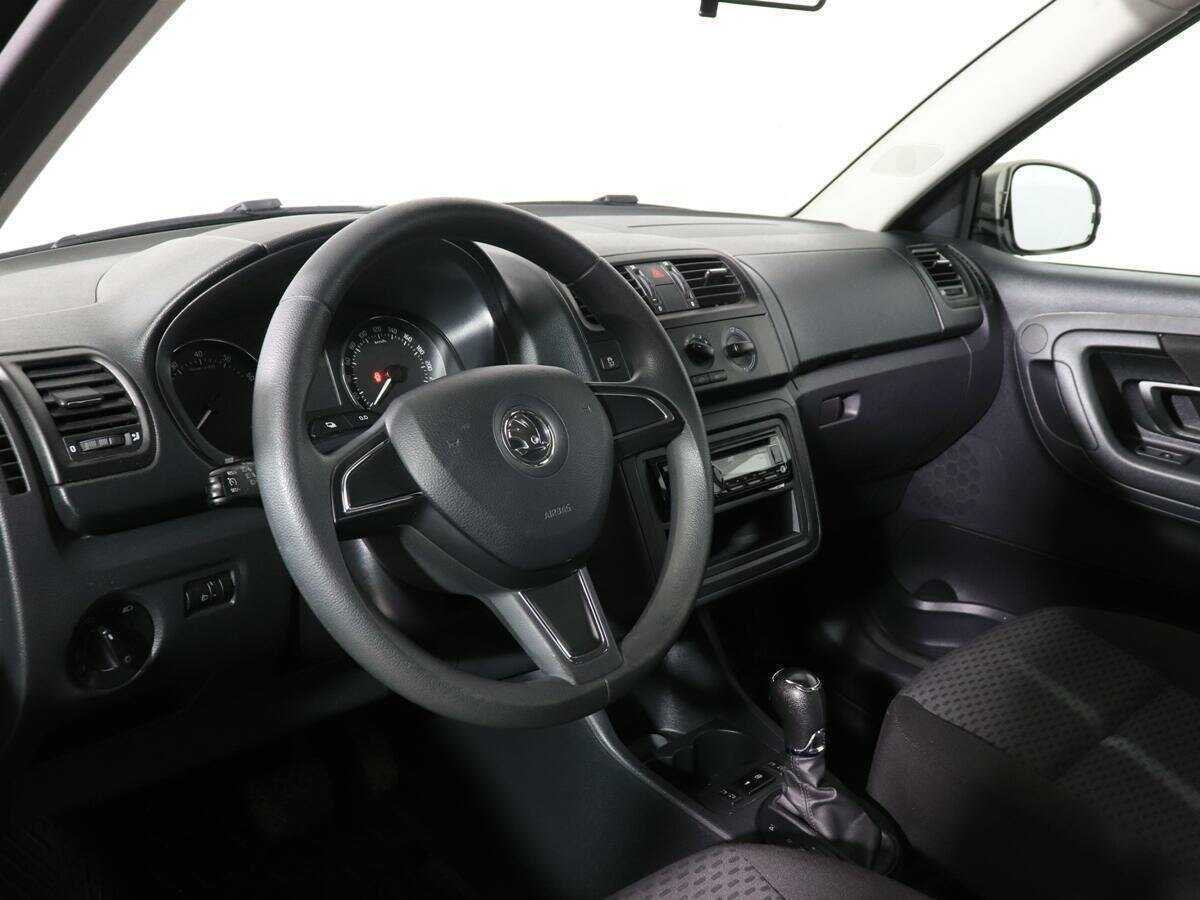 Шкода Фабия б/у, 2014, Автоматическая. Фото: #8