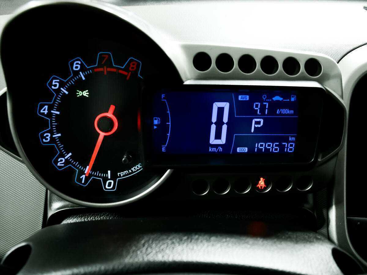 Шевроле Авео б/у, 2014, Автоматическая. Фото: #9