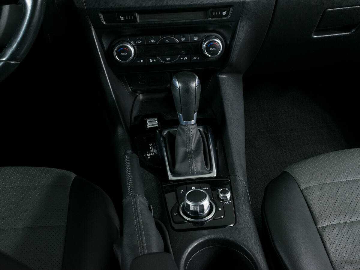 Мазда 3 б/у, 2018, Автоматическая. Фото: #11