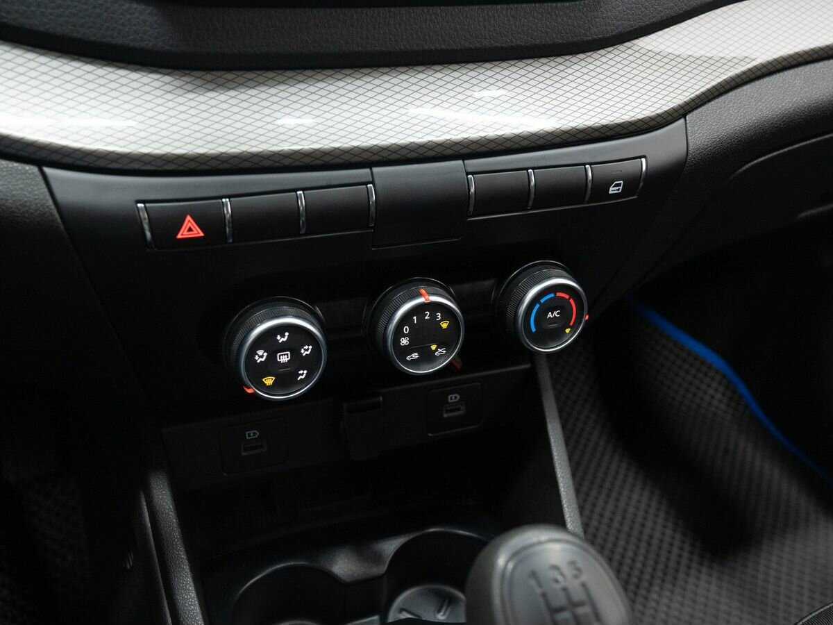 Лада (ВАЗ) Веста б/у, 2024, Механическая. Фото: #18