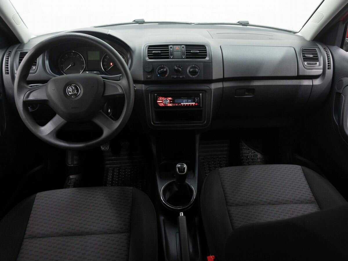 Шкода Фабия б/у, 2013, Механическая. Фото: #13