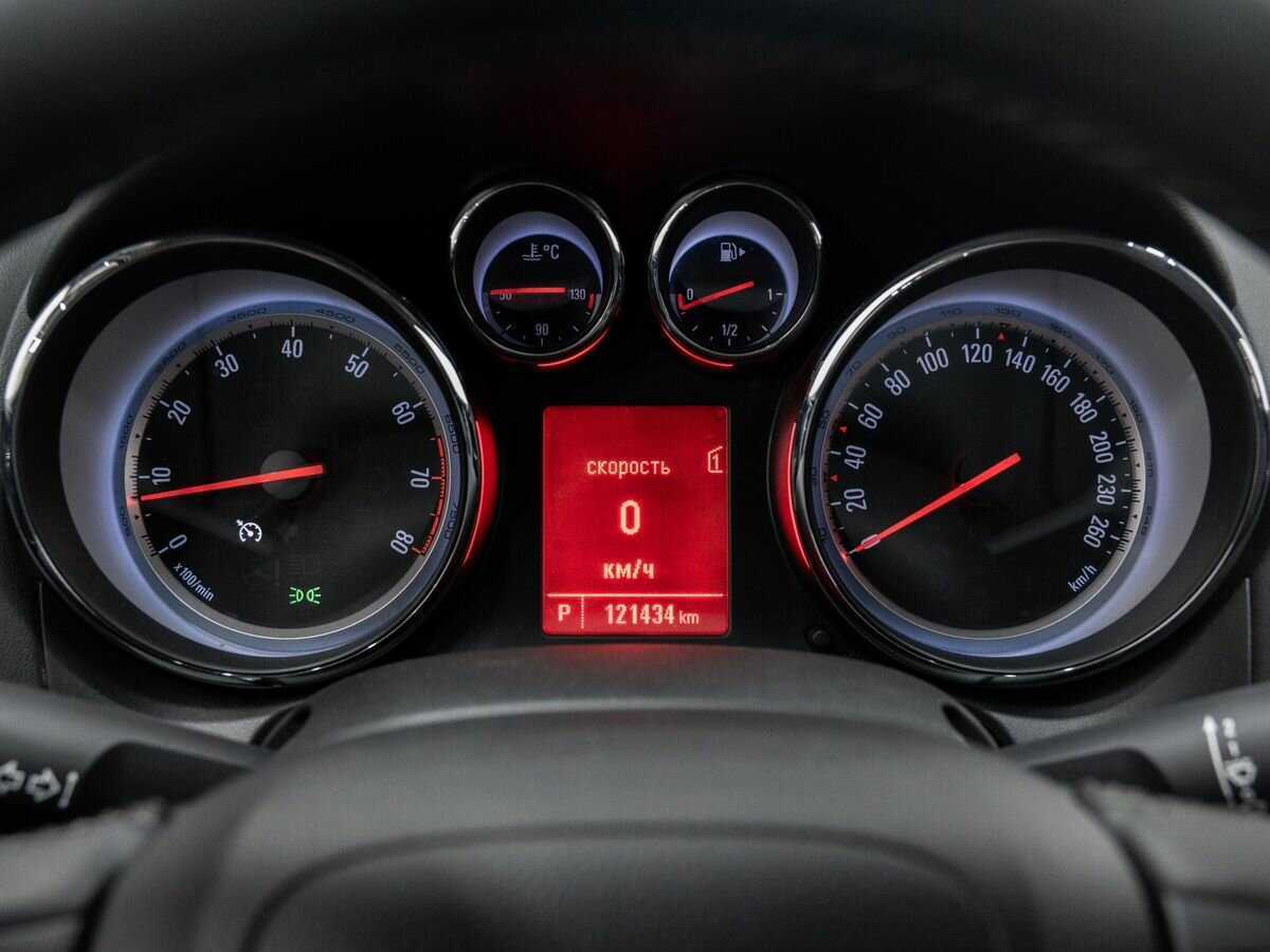 Опель Астра б/у, 2013, Автоматическая. Фото: #18