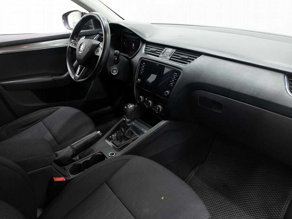 Шкода Октавия б/у, 2019, Роботизированная. Фото: #10