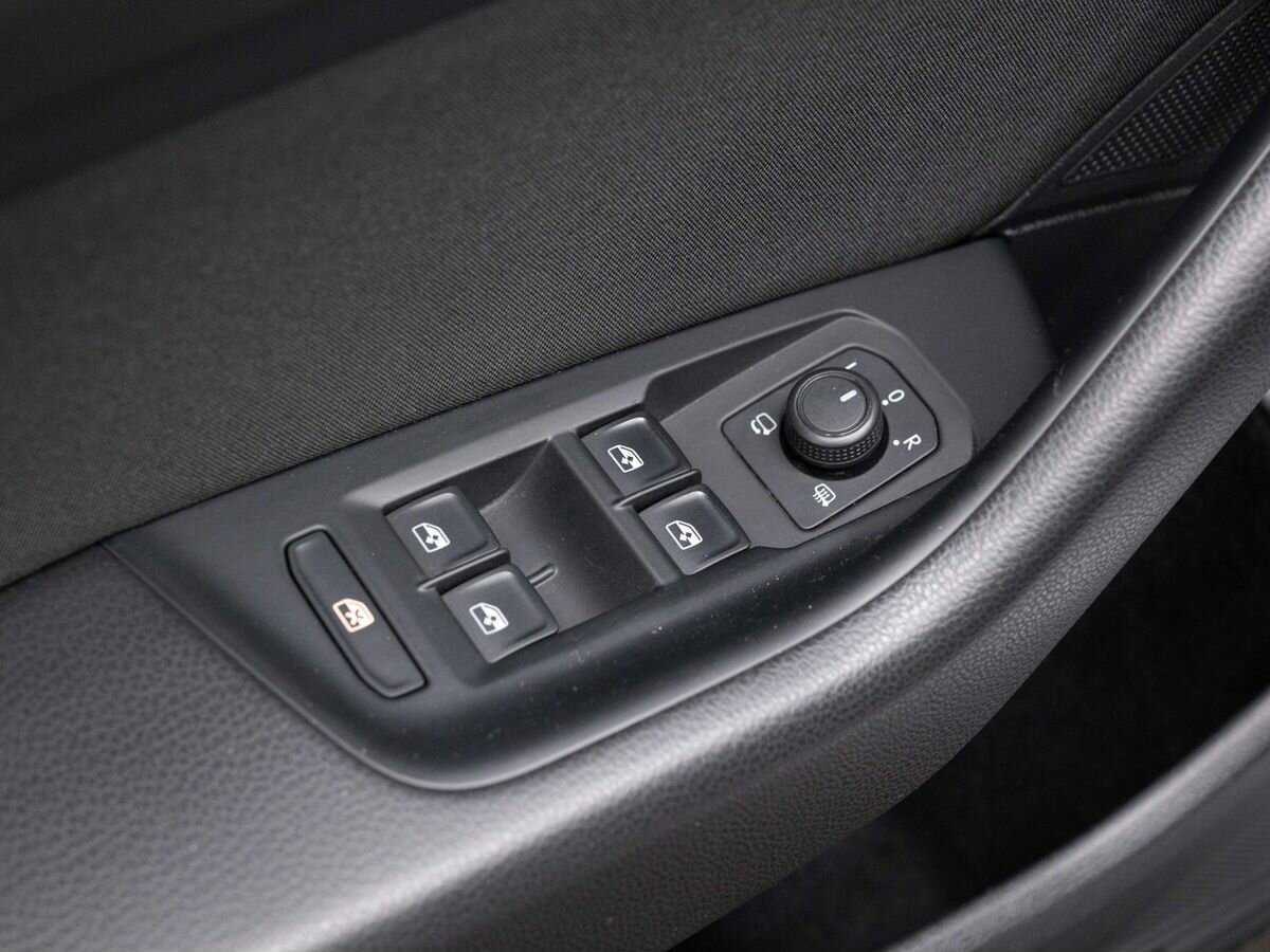 Фольксваген Пассат б/у, 2020, Роботизированная. Фото: #18