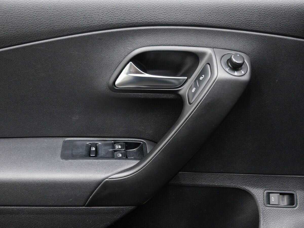 Фольксваген Поло б/у, 2014, Автоматическая. Фото: #15