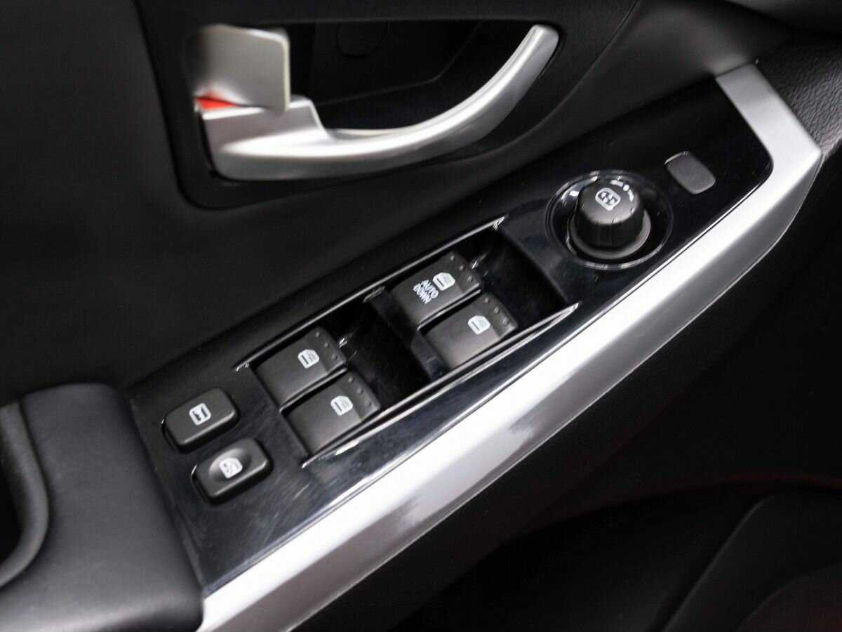 Сан-Ён Актион б/у, 2013, Механическая. Фото: #16