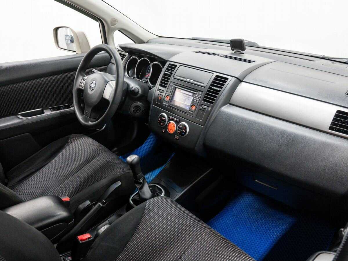 Ниссан Тиида б/у, 2012, Механическая. Фото: #7