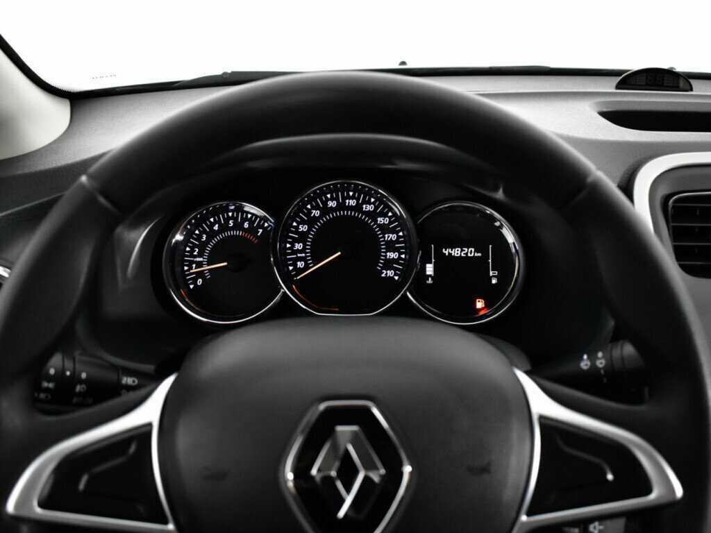 Рено Логан б/у, 2021, Механическая. Фото: #10