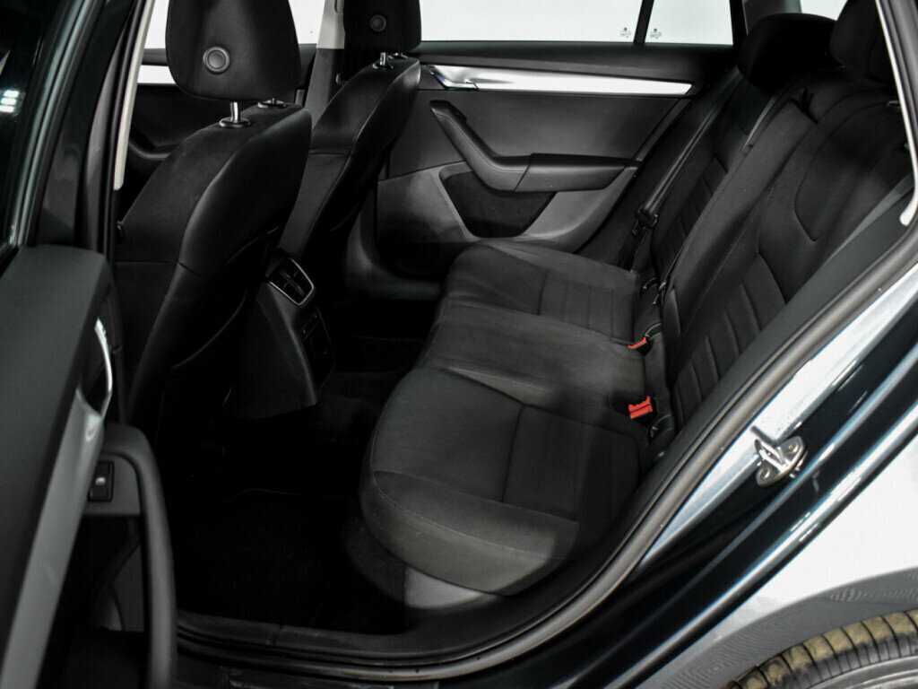 Шкода Октавия б/у, 2014, Роботизированная. Фото: #7