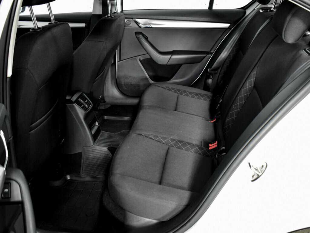 Шкода Октавия б/у, 2019, Механическая. Фото: #7