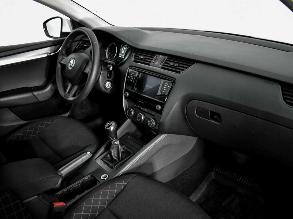 Шкода Октавия б/у, 2019, Механическая. Фото: #8