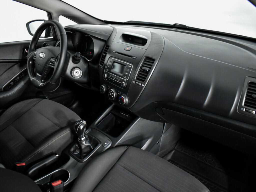 Киа Церато б/у, 2015, Механическая. Фото: #10