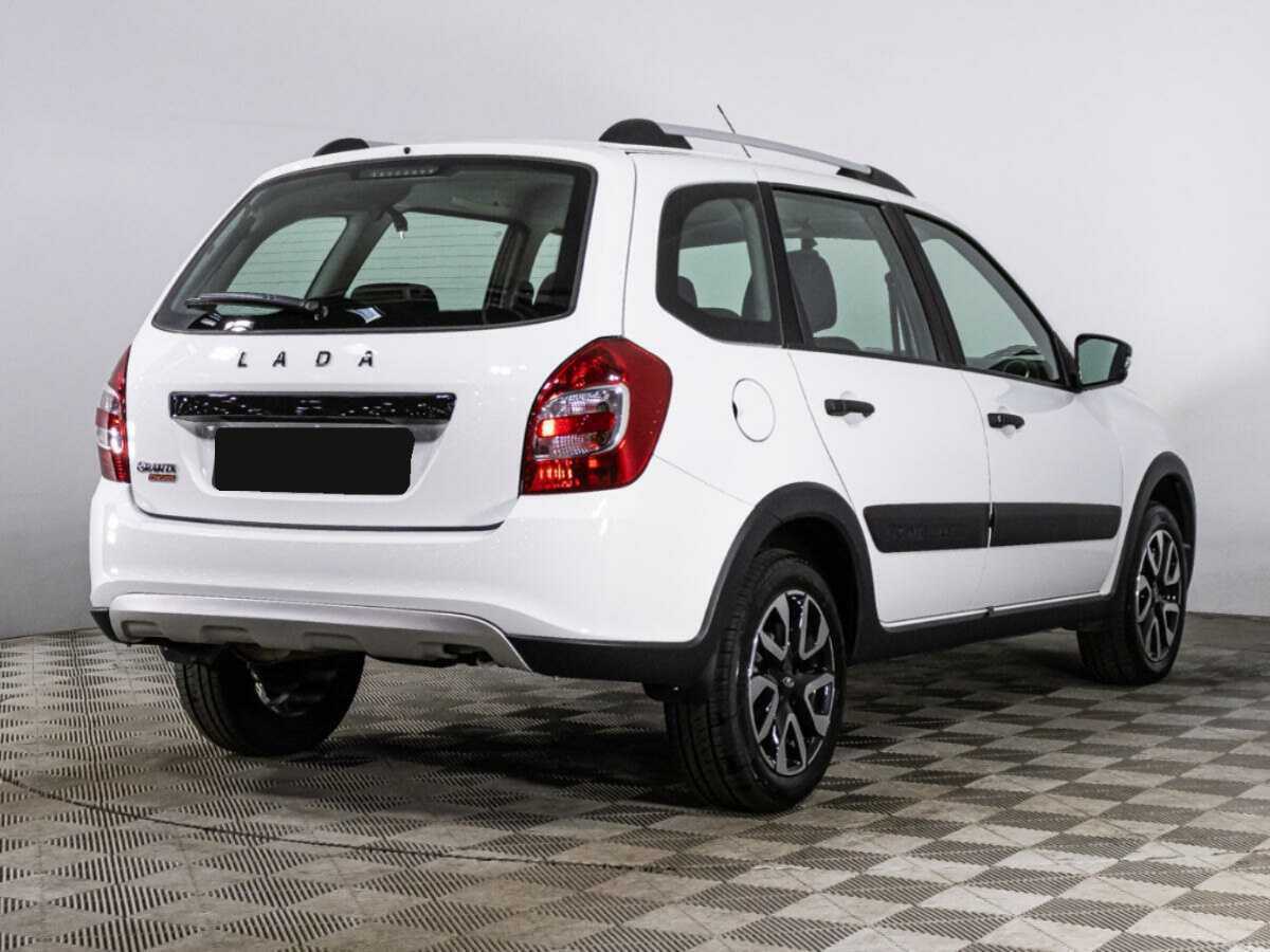 Лада (ВАЗ) Гранта б/у, 2023, Механическая. Фото: #4