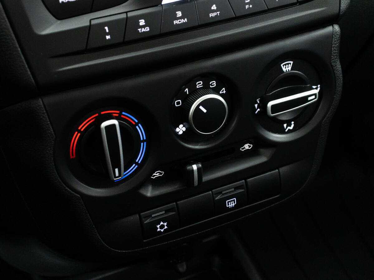 Лада (ВАЗ) Гранта б/у, 2023, Механическая. Фото: #16