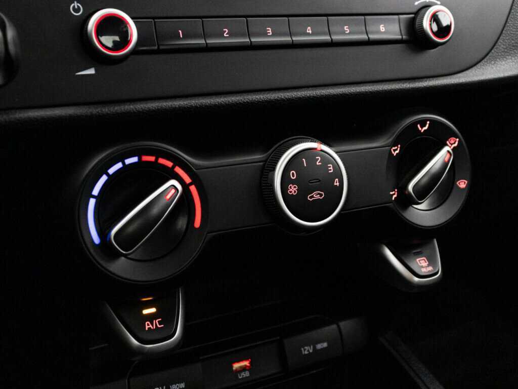 Киа Рио б/у, 2020, Автоматическая. Фото: #15