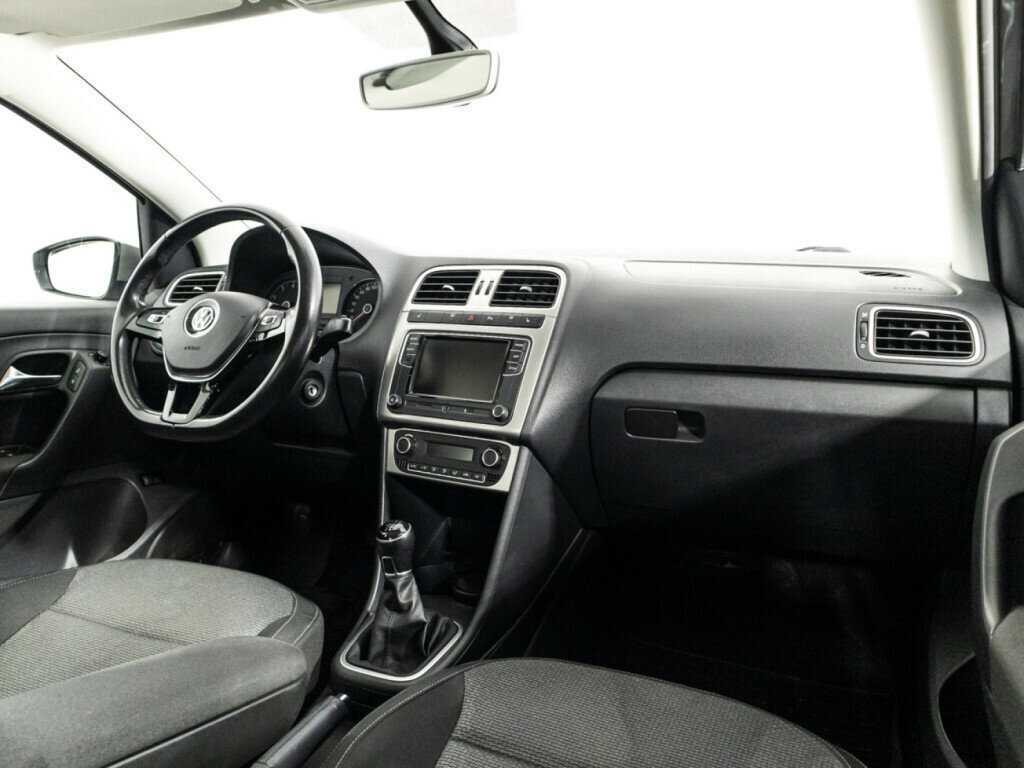 Фольксваген Поло б/у, 2018, Механическая. Фото: #8