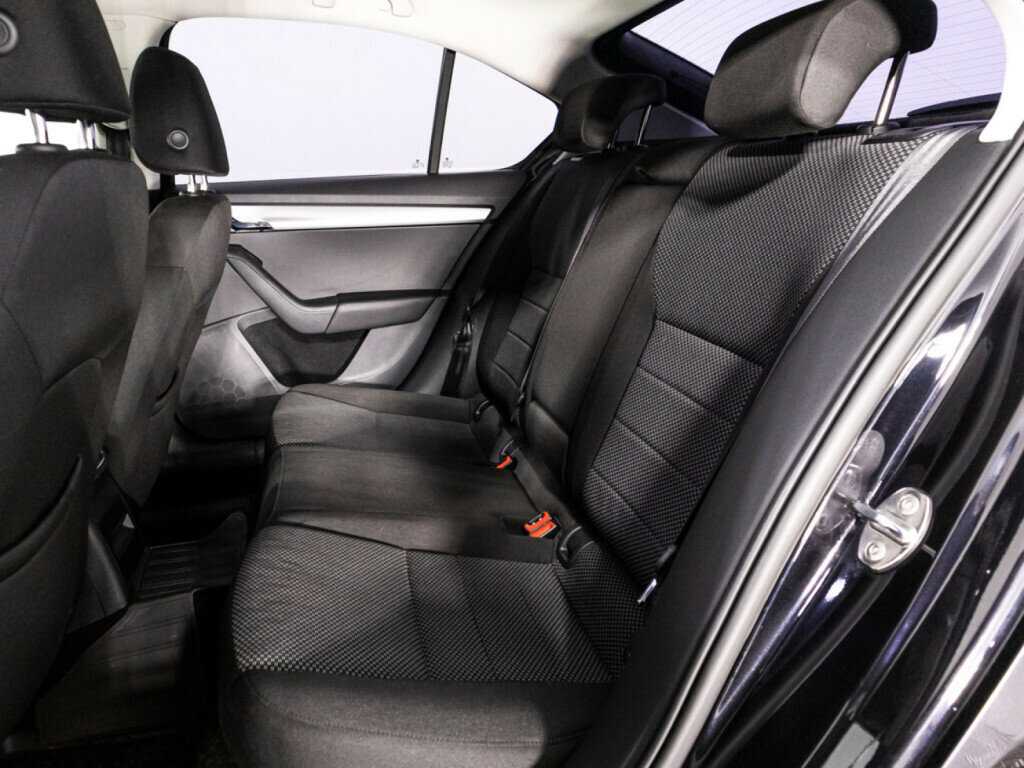 Шкода Октавия б/у, 2013, Механическая. Фото: #9