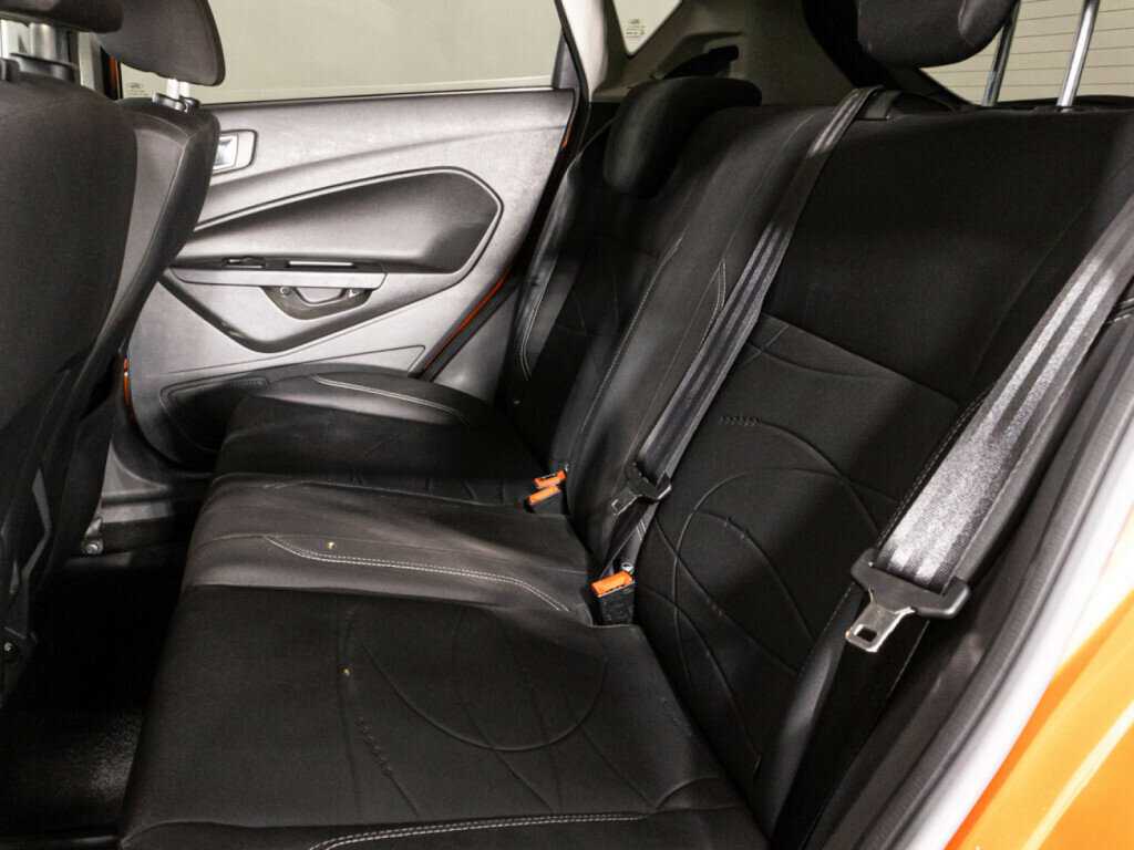 Форд Фиеста б/у, 2015, Роботизированная. Фото: #9