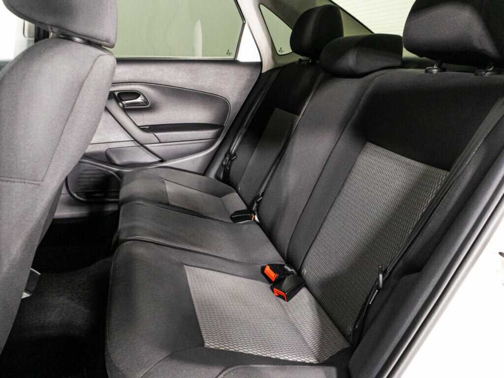 Фольксваген Поло б/у, 2013, Автоматическая. Фото: #9