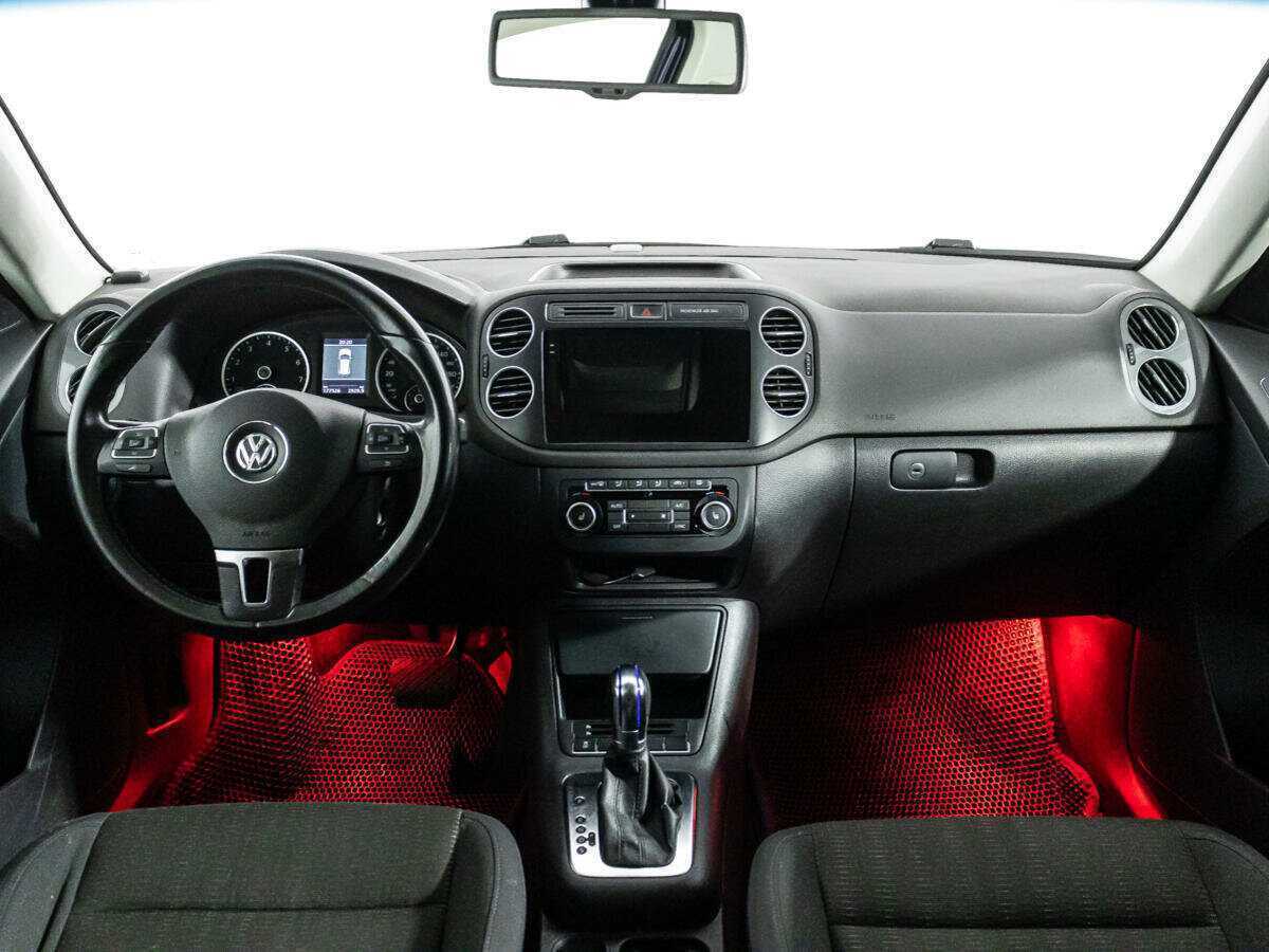 Фольксваген Тигуан б/у, 2012, Автоматическая. Фото: #12