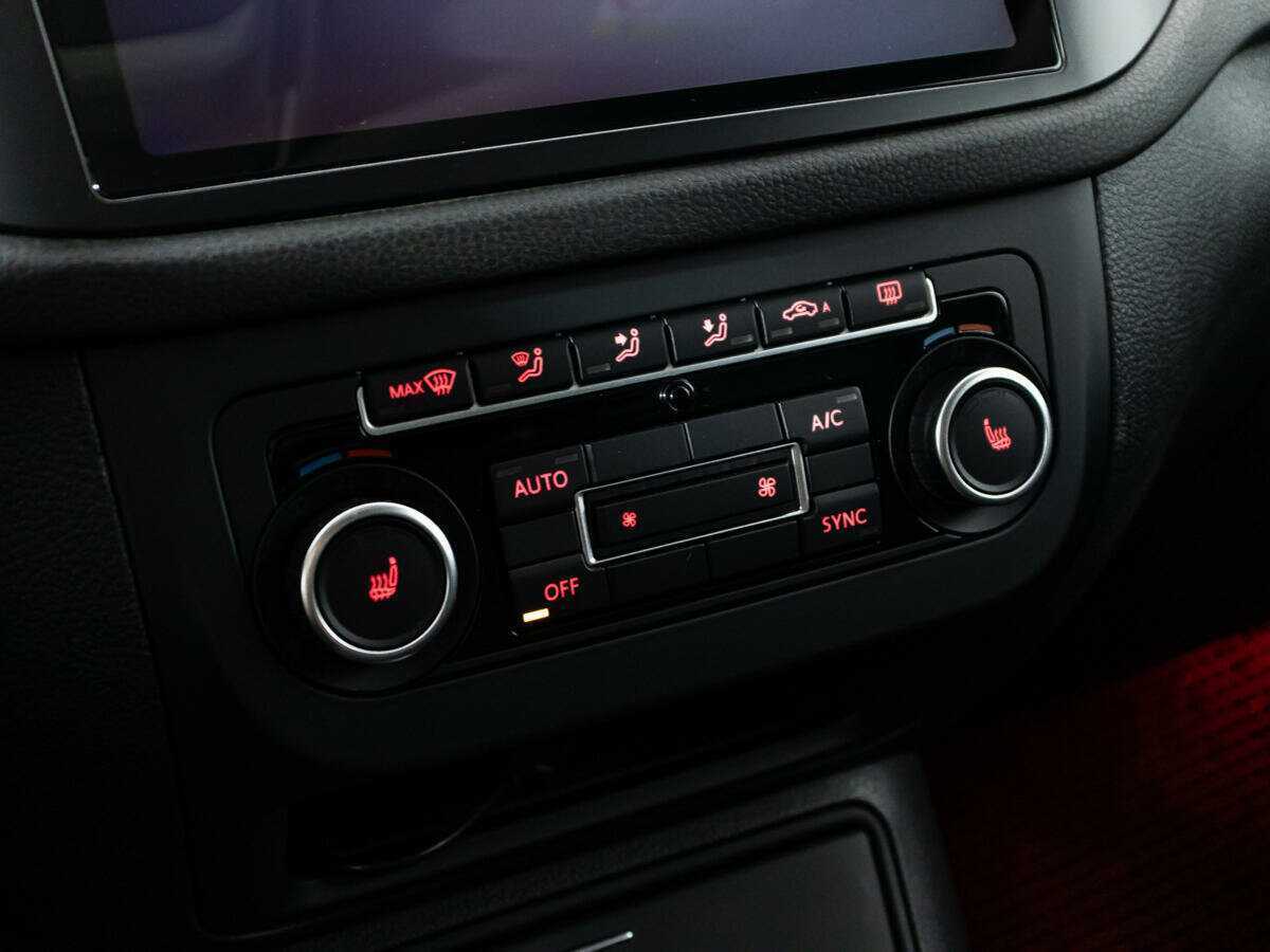 Фольксваген Тигуан б/у, 2012, Автоматическая. Фото: #15