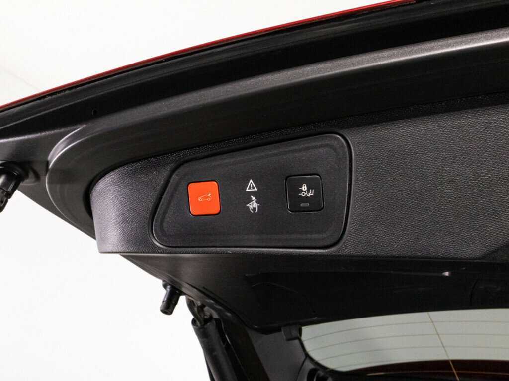 Пежо 3008 б/у, 2019, Автоматическая. Фото: #14