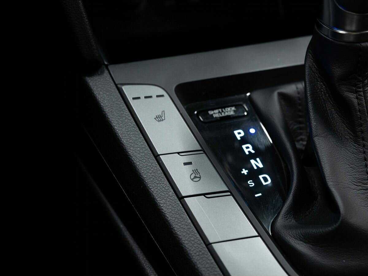 Хендай Елантра б/у, 2020, Автоматическая. Фото: #24