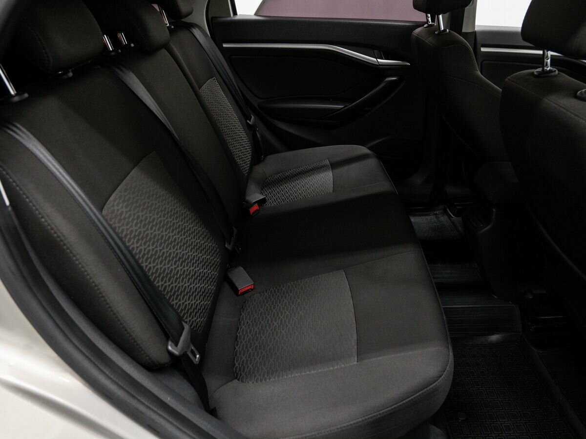 Лада (ВАЗ) Веста б/у, 2019, Механическая. Фото: #9