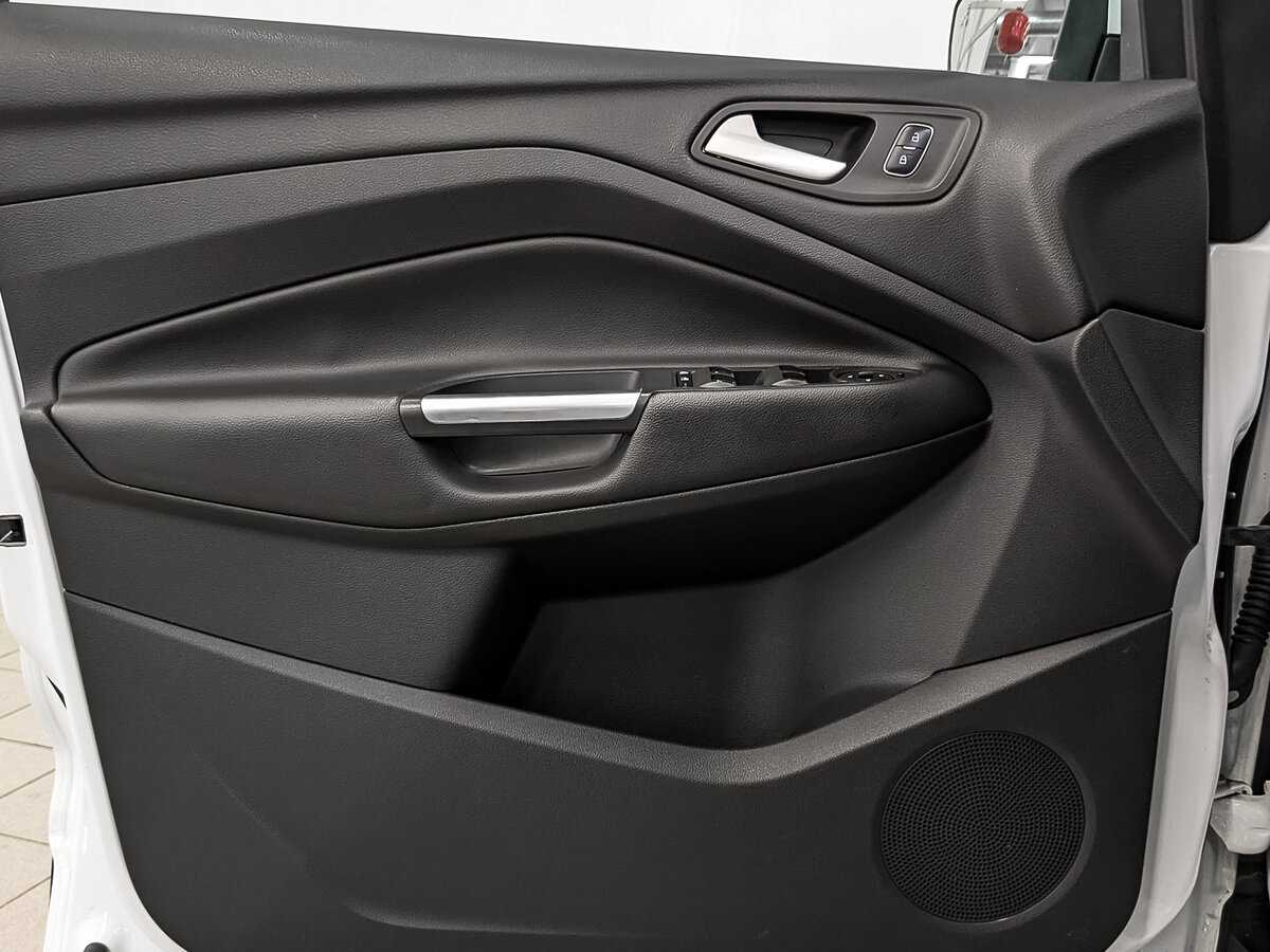 Форд Куга б/у, 2016, Автоматическая. Фото: #16