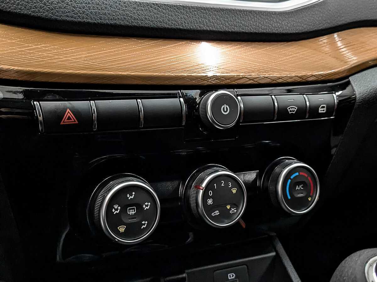 Лада (ВАЗ) Веста б/у, 2024, Механическая. Фото: #20