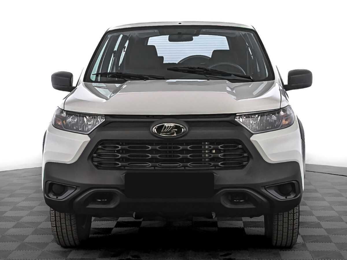 Лада (ВАЗ) Нива б/у, 2024, Механическая. Фото: #1