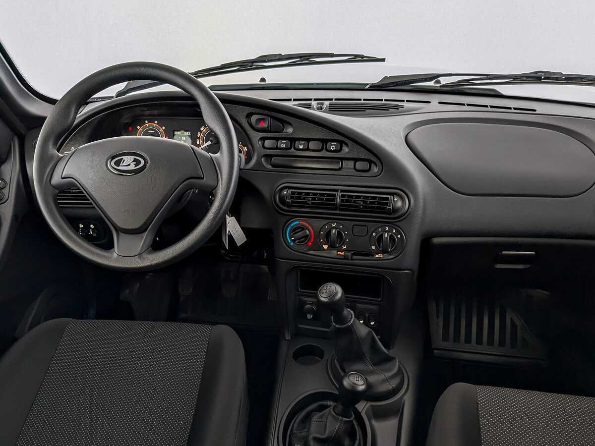 Лада (ВАЗ) Нива б/у, 2024, Механическая. Фото: #25