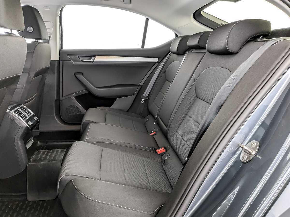 Шкода Суперб б/у, 2018, Роботизированная. Фото: #11